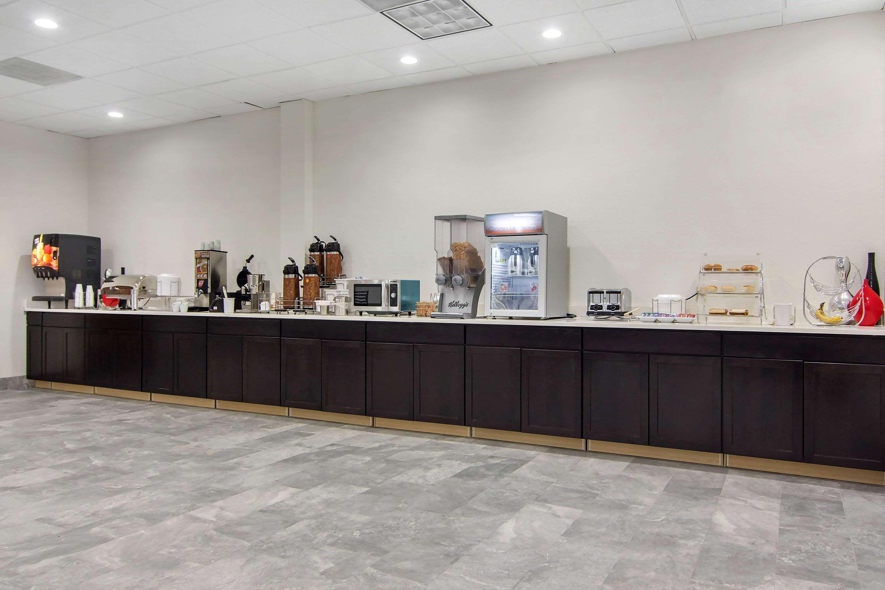 Suburban Studios Macon Exteriör bild